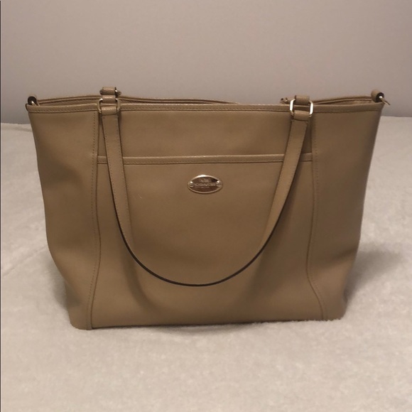 Coach Handbags - Coach Bag